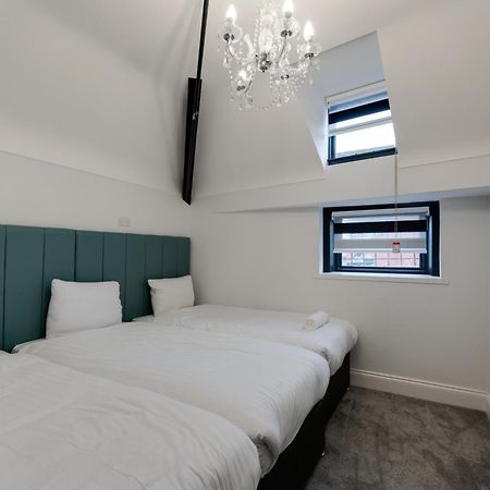 Temple Court Cavern Quarter Apartments By Happy Days Ліверпуль Екстер'єр фото