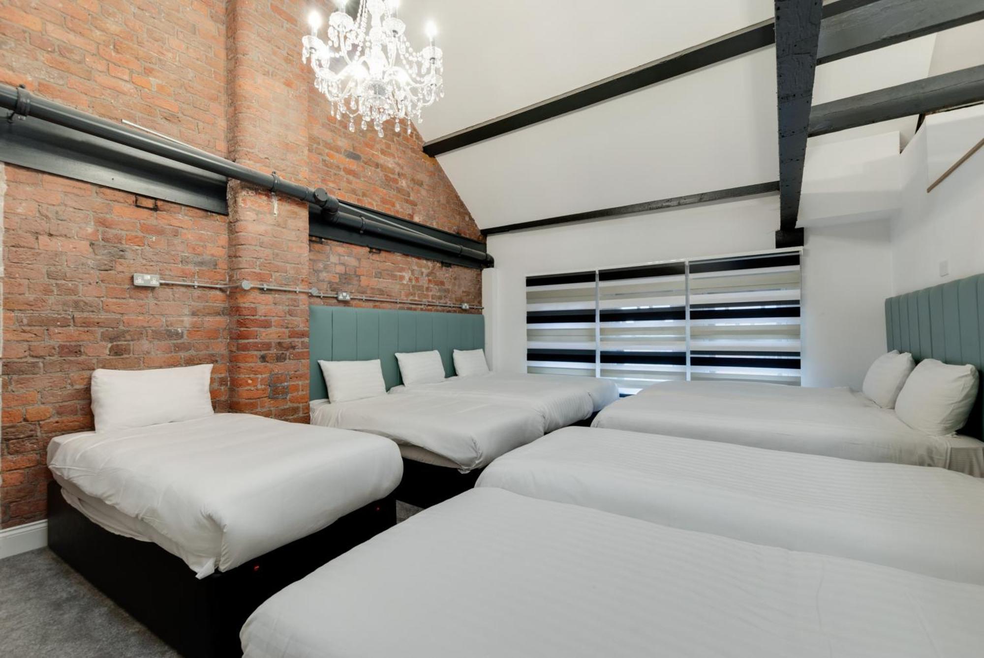 Temple Court Cavern Quarter Apartments By Happy Days Ліверпуль Екстер'єр фото
