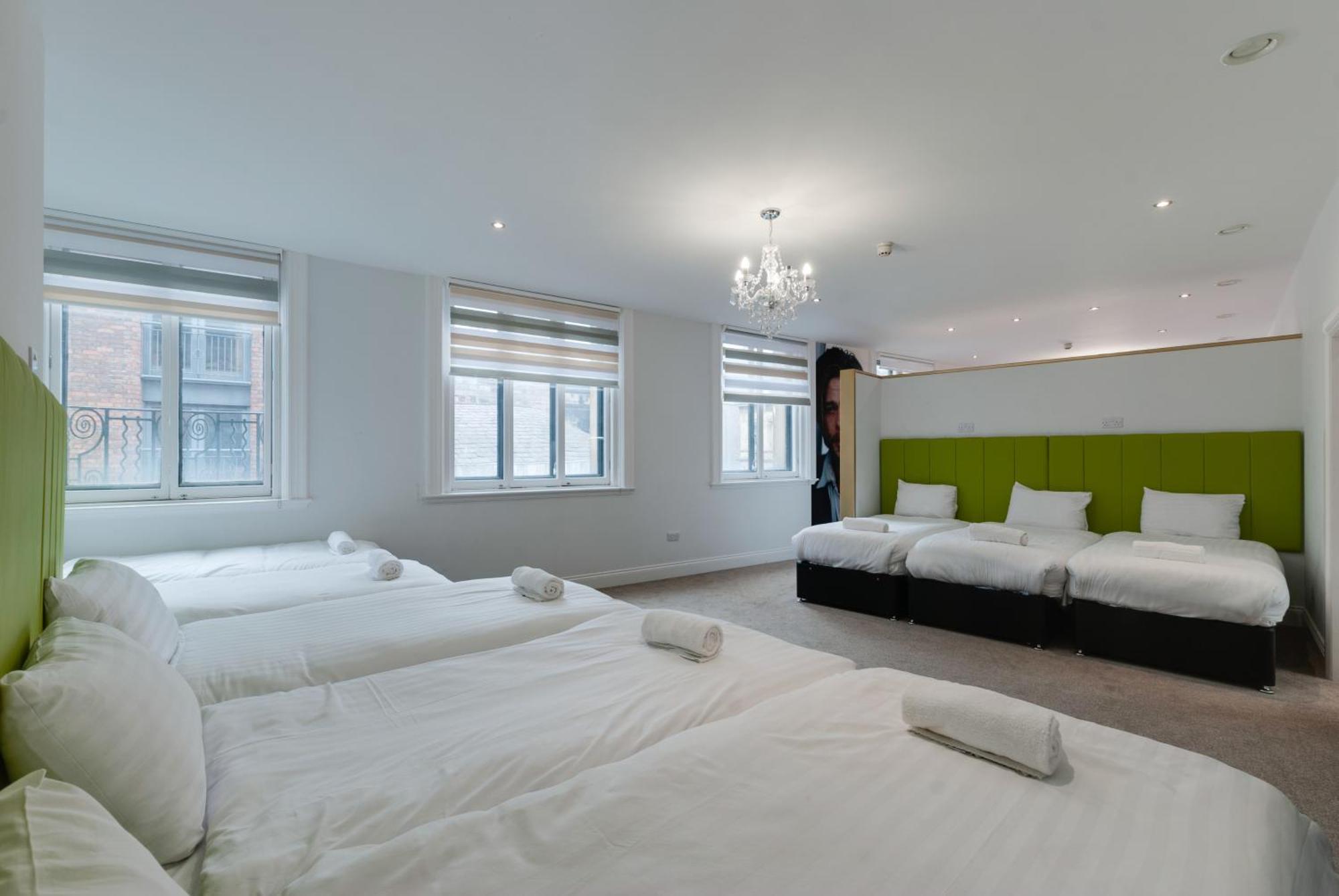 Temple Court Cavern Quarter Apartments By Happy Days Ліверпуль Екстер'єр фото