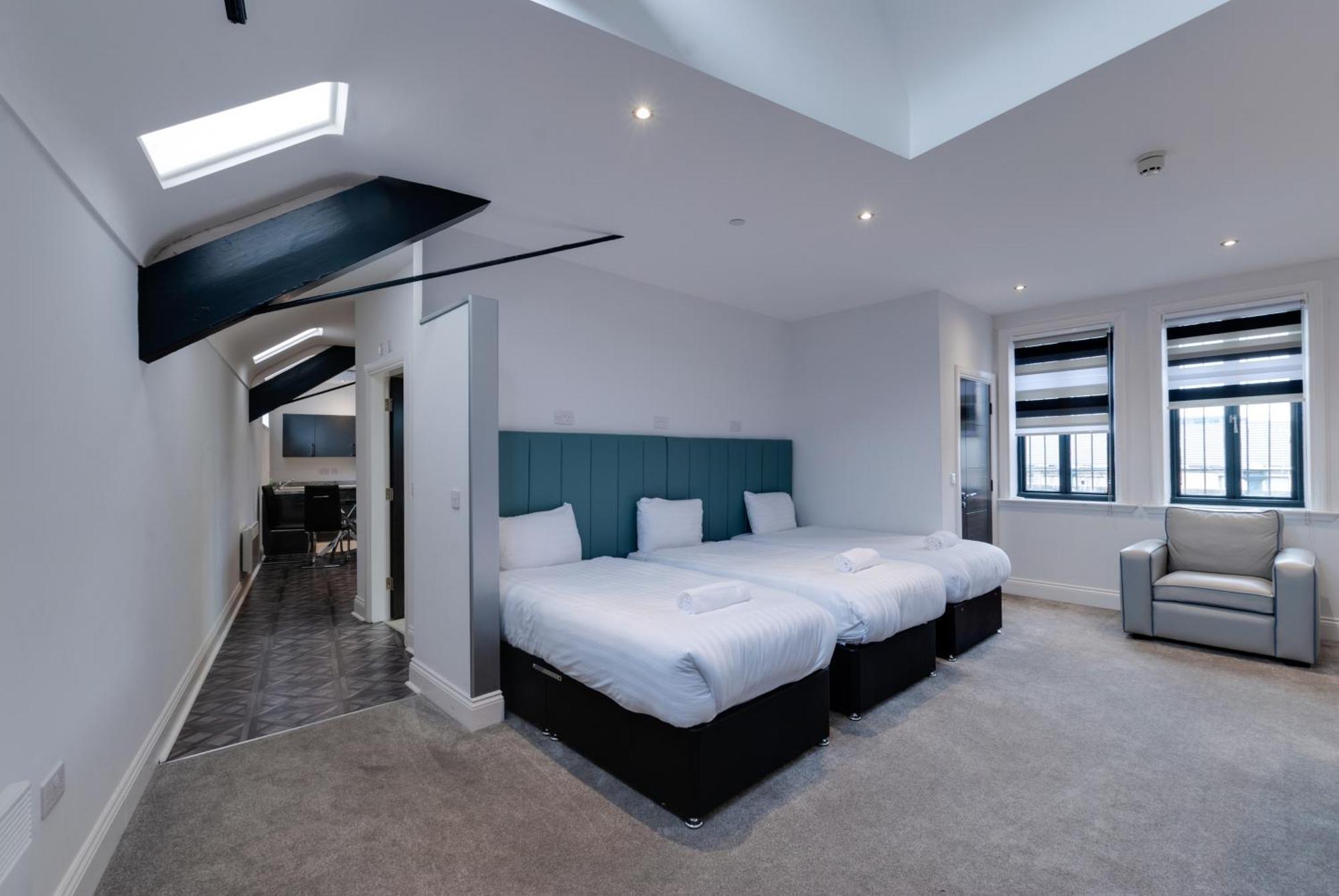 Temple Court Cavern Quarter Apartments By Happy Days Ліверпуль Екстер'єр фото