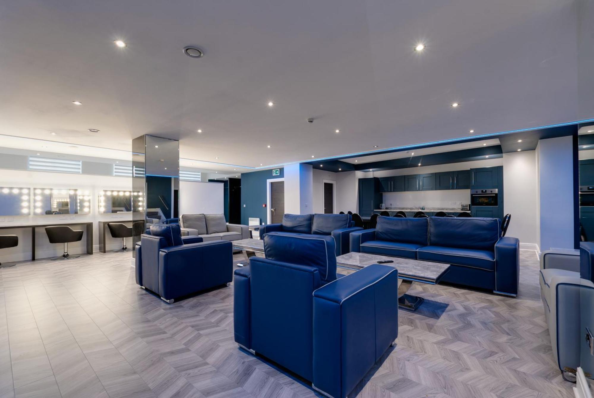 Temple Court Cavern Quarter Apartments By Happy Days Ліверпуль Екстер'єр фото