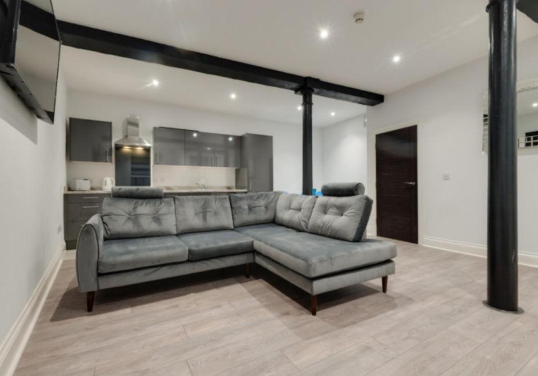 Temple Court Cavern Quarter Apartments By Happy Days Ліверпуль Екстер'єр фото